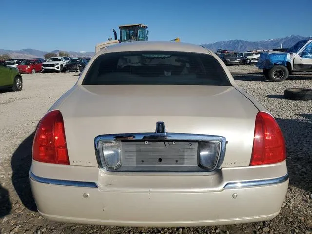 1LNHM83W53Y683451 2003 2003 Lincoln Town Car- Cartier 6