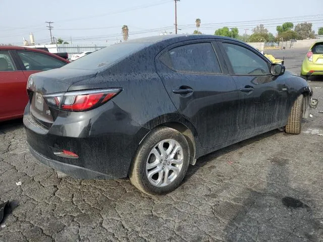 3MYDLBZV9GY129570 2016 2016 Toyota Scion 3