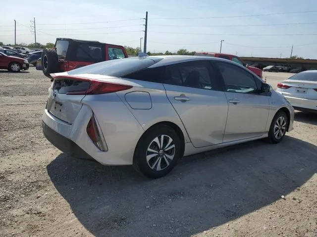 JTDKARFP0J3069155 2018 2018 Toyota Prius 3