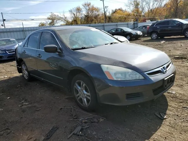 1HGCM56347A001075 2007 2007 Honda Accord- SE 4