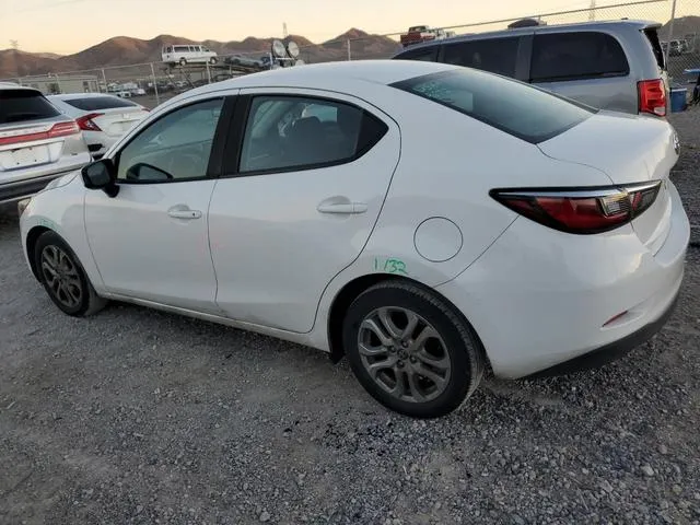 3MYDLBYVXJY315370 2018 2018 Toyota Yaris 2