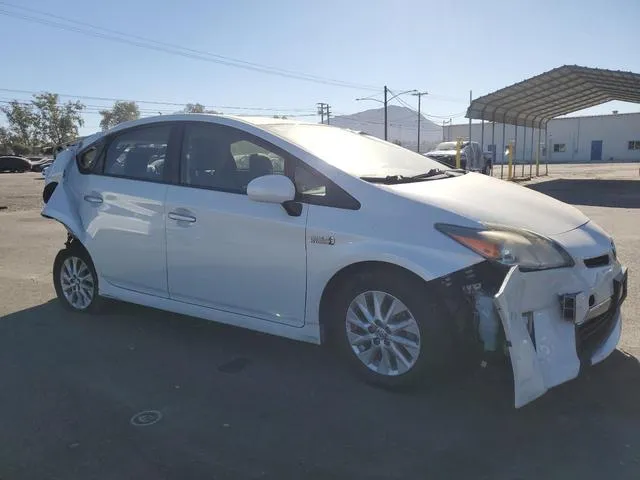 JTDKN3DP4E3055267 2014 2014 Toyota Prius 4