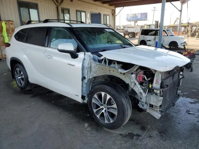 5TDHBRCH3LS502568 2020 2020 Toyota Highlander- Hybrid Xle 4