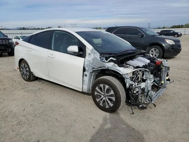 JTDKARFP8L3142940 2020 2020 Toyota Prius- LE 4