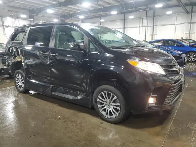 5TDYZ3DC3JS927197 2018 2018 Toyota Sienna- Xle 4