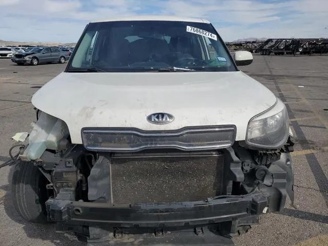 KNDJN2A2XJ7605797 2018 2018 KIA Soul 5