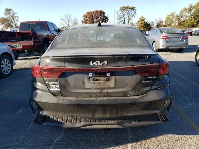 3KPF54AD9RE829853 2024 2024 KIA Forte- Gt Line 6