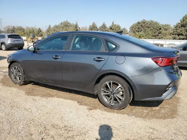 3KPF24AD1RE727469 2024 2024 KIA Forte- LX 2