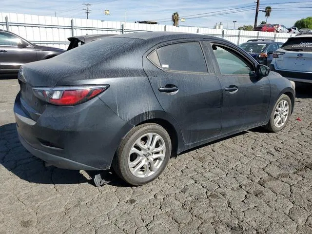 3MYDLBZV3GY114823 2016 2016 Toyota Scion 3