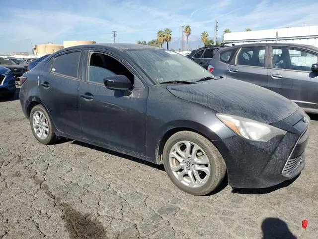 3MYDLBZV3GY114823 2016 2016 Toyota Scion 4