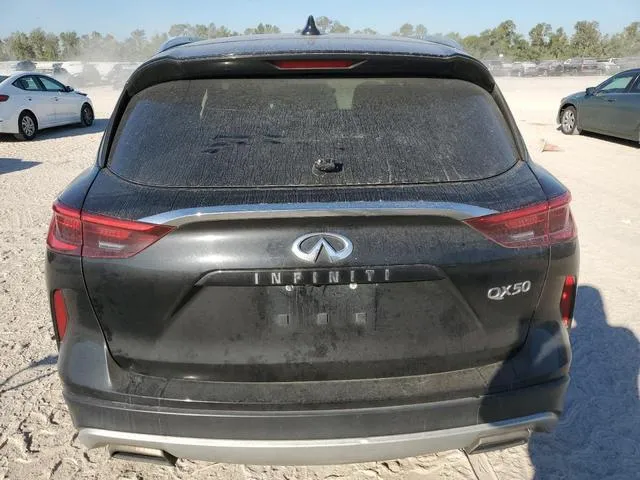 3PCAJ5M19KF139176 2019 2019 Infiniti QX50- Essential 6