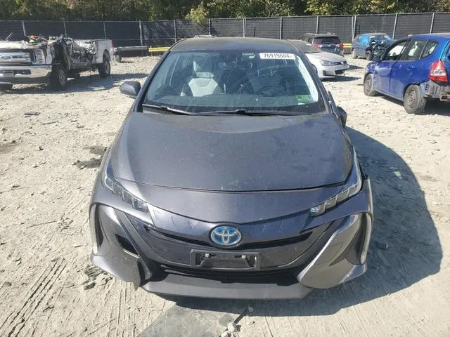 JTDKARFP5J3081351 2018 2018 Toyota Prius 5