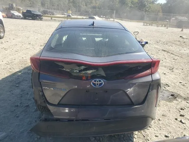 JTDKARFP5J3081351 2018 2018 Toyota Prius 6