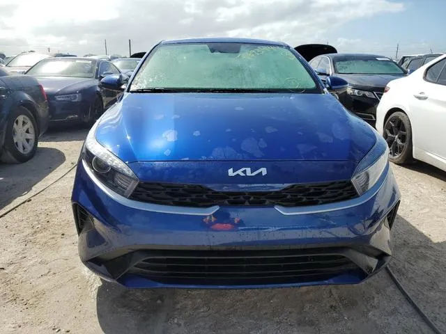 3KPF24AD9RE774667 2024 2024 KIA Forte- LX 5