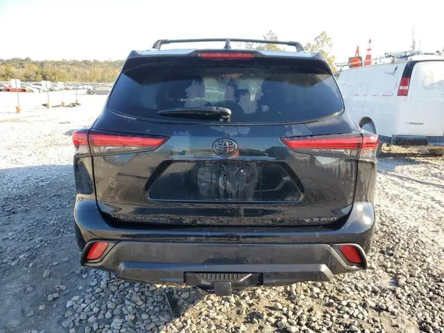 5TDGZRBH0NS588630 2022 2022 Toyota Highlander- Xle 6