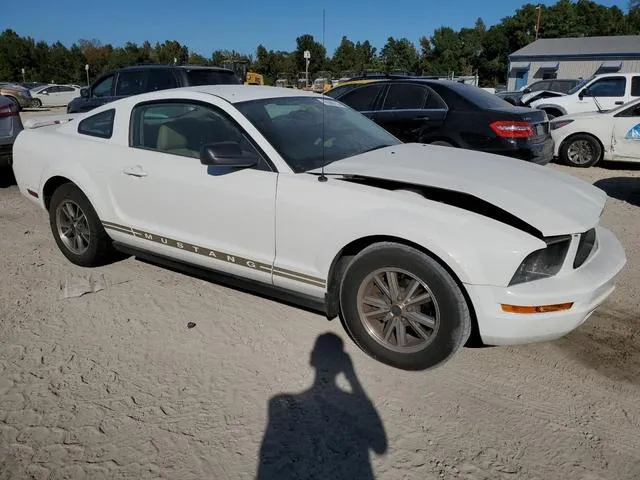 1ZVFT80N955115893 2005 2005 Ford Mustang 4