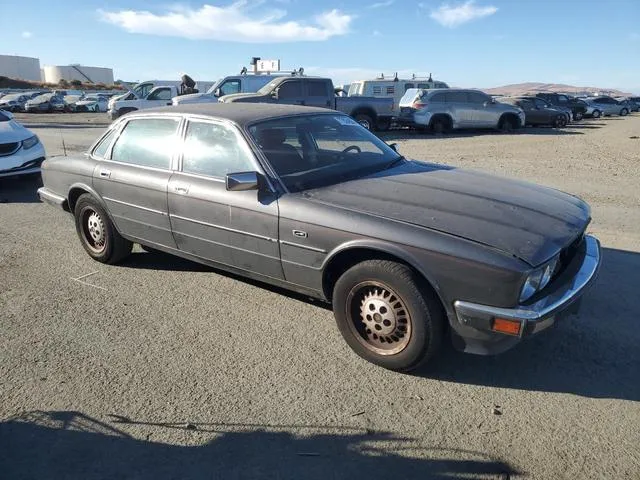 SAJHV1641JC525297 1988 1988 Jaguar XJ6 4