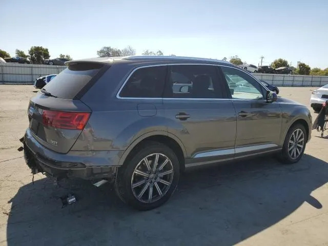 WA1LAAF75JD037490 2018 2018 Audi Q7- Premium Plus 3