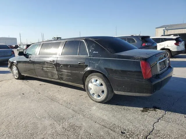 1GEEH90Y23U550670 2003 2003 Cadillac Professional 2