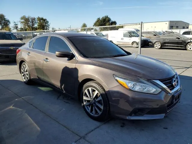 1N4AL3AP1HC117384 2017 2017 Nissan Altima- 2-5 4