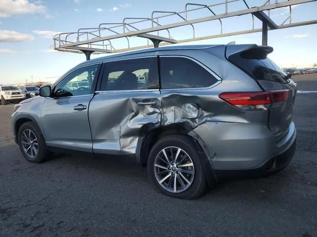 5TDJZRFH7KS593951 2019 2019 Toyota Highlander- SE 2