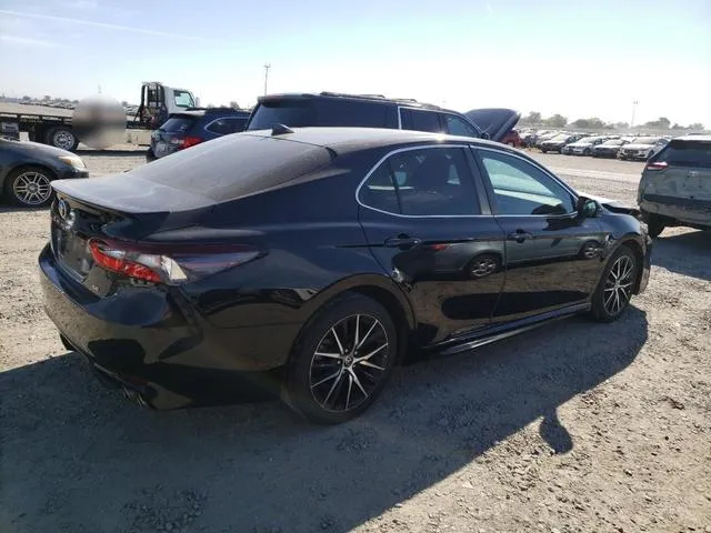 4T1G11AK2MU590388 2021 2021 Toyota Camry- SE 3