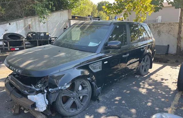 SALSH2E46BA296883 2011 2011 Land Rover Range Rover- SC 2