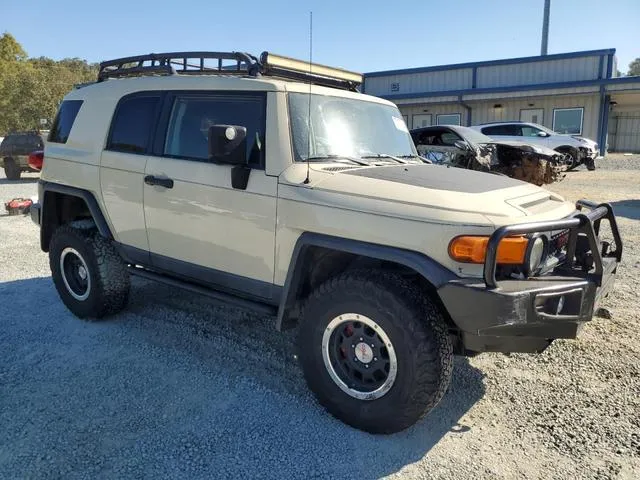 JTEBU4BFXAK076915 2010 2010 Toyota FJ Cruiser 4