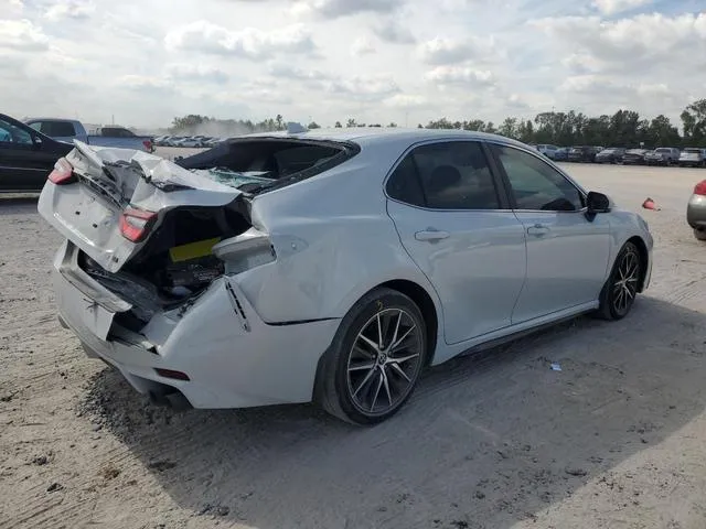 4T1G11AK1NU065985 2022 2022 Toyota Camry- SE 3