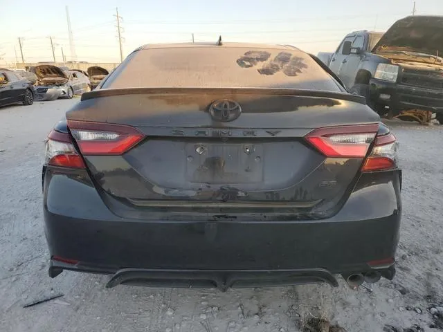 4T1G11AK6MU417425 2021 2021 Toyota Camry- SE 6