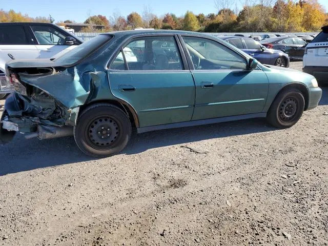 1HGCG16472A035870 2002 2002 Honda Accord- LX 3