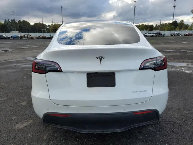 5YJYGAEE6MF293452 2021 2021 Tesla MODEL Y 6