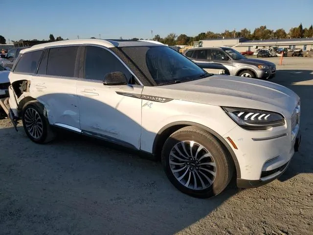 5LM5J7WC0NGL22366 2022 2022 Lincoln Aviator- Reserve 4