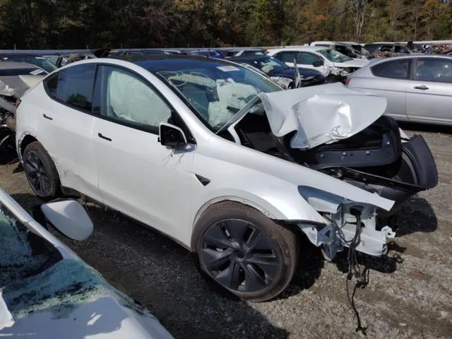 7SAYGDEE0RA308715 2024 2024 Tesla MODEL Y 4