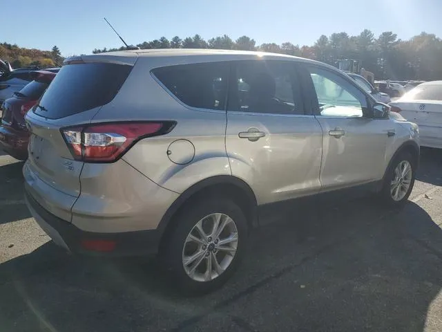 1FMCU9GD9HUD90126 2017 2017 Ford Escape- SE 3