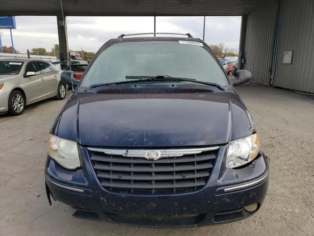 2C4GP64L35R124603 2005 2005 Chrysler Town and Country- Limited 5