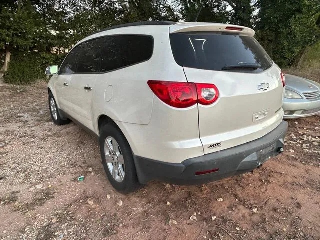 1GNKRJEDXBJ325310 2011 2011 Chevrolet Traverse- LT 3