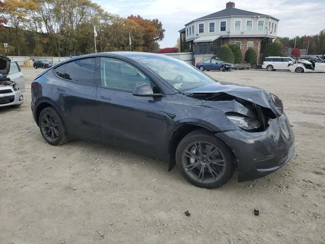 7SAYGDEE5RA323291 2024 2024 Tesla MODEL Y 4