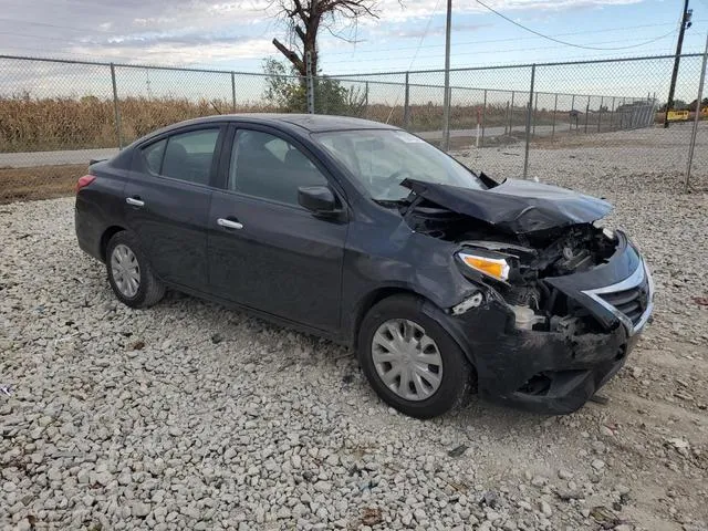 3N1CN7AP1JL816063 2018 2018 Nissan Versa- S 4