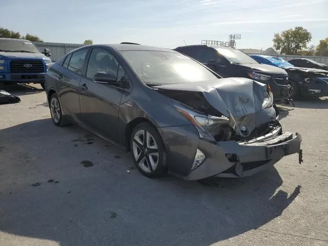 JTDKARFU5H3050424 2017 2017 Toyota Prius 4