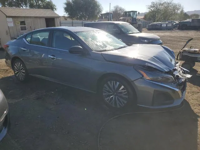 1N4BL4DV0RN402989 2024 2024 Nissan Altima- SV 4