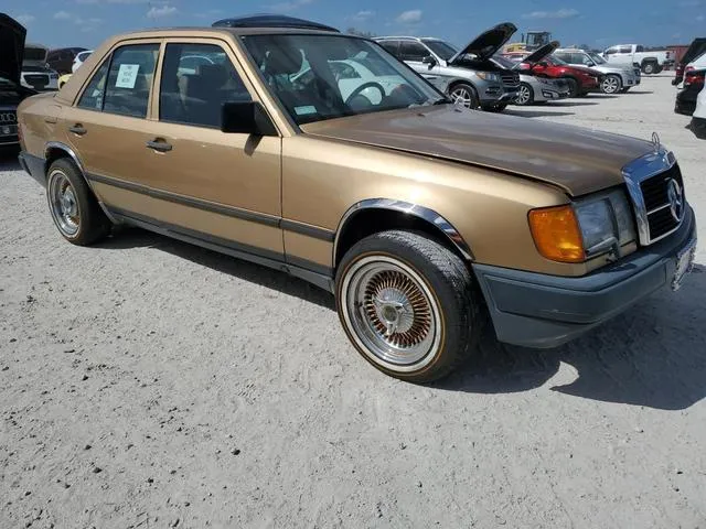 WDBEA30D5GA296062 1986 1986 Mercedes-Benz 300- E 4