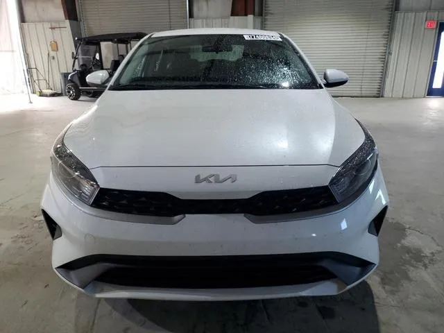 3KPF24AD1PE611847 2023 2023 KIA Forte- LX 5