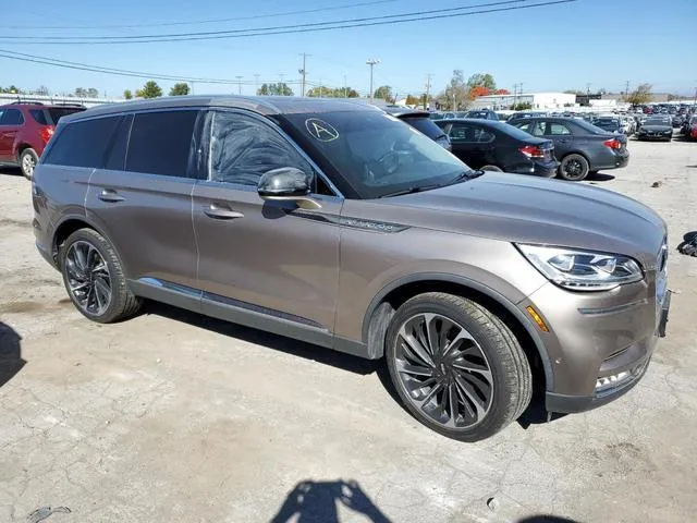 5LM5J7XC4MGL07124 2021 2021 Lincoln Aviator- Reserve 4