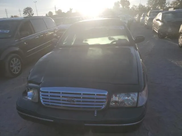 2FAFP74W9YX146624 2000 2000 Ford Crown Victoria- LX 5