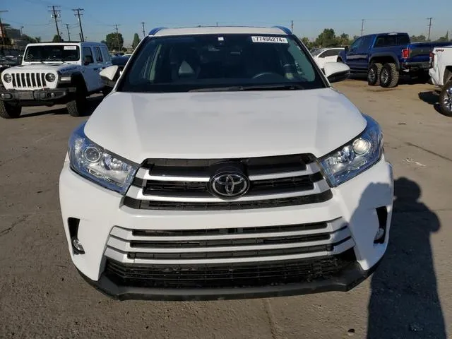 5TDJZRFH5KS628096 2019 2019 Toyota Highlander- SE 5