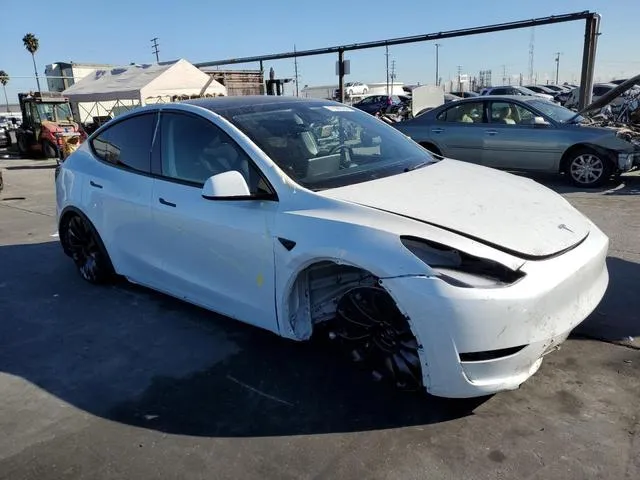 7SAYGDEF1RF113122 2024 2024 Tesla MODEL Y 4