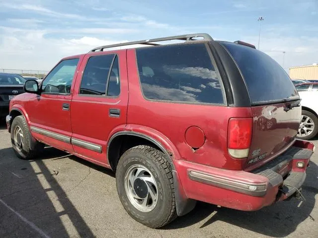 1GNDT13W5W2184614 1998 1998 Chevrolet Blazer 2