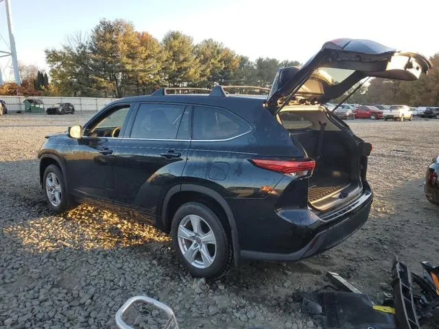 5TDCZRBHXNS584342 2022 2022 Toyota Highlander- L 2