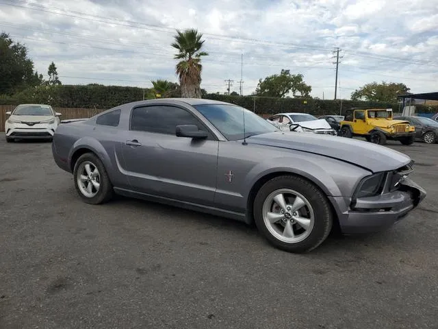 1ZVHT80N575341800 2007 2007 Ford Mustang 4